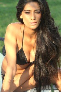 Kumar Mangat Joins Poonam Pandey flight with Eagle