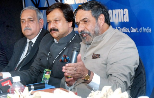 Anand Sharma at the Intl Jewellery Show