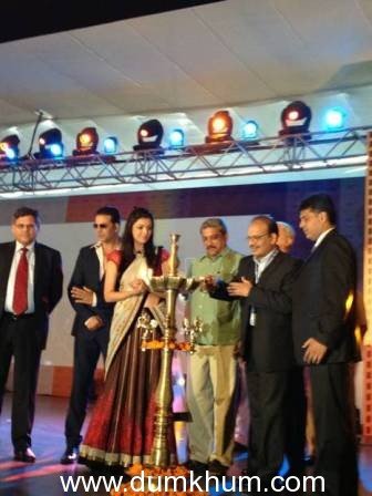 Kajal Aggarwal lights the lamp at the 43rd International Film Festival of India