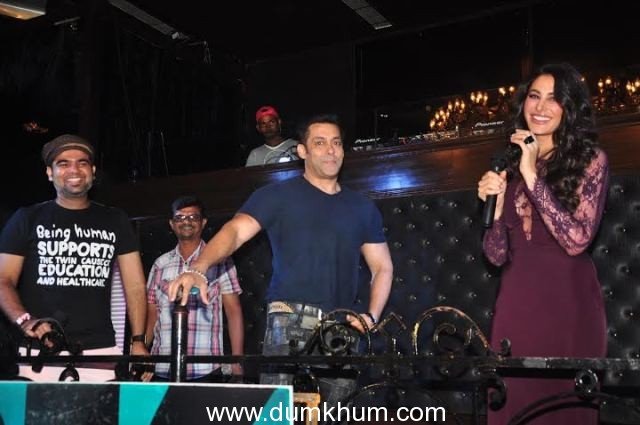 Salman Khan & Nargis at the Devil song launch !