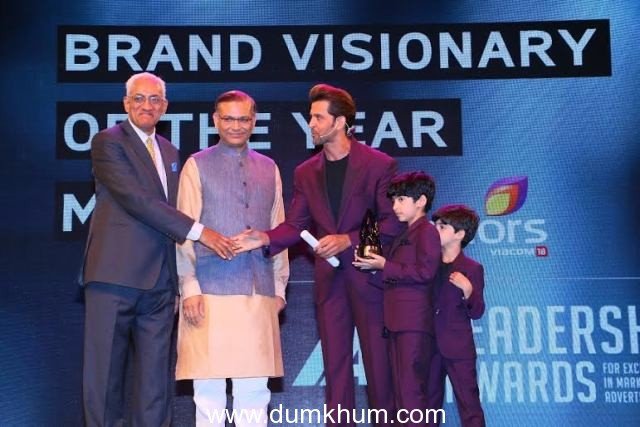 Hrithik won the Brand Visionary of the Year – Male at the third IAA Leadership Awards