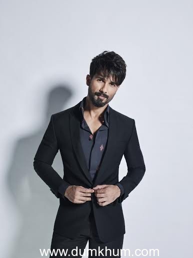 Shahid Kapoor makes his TV debut as a judge on Jhalak Dikhhla Jaa