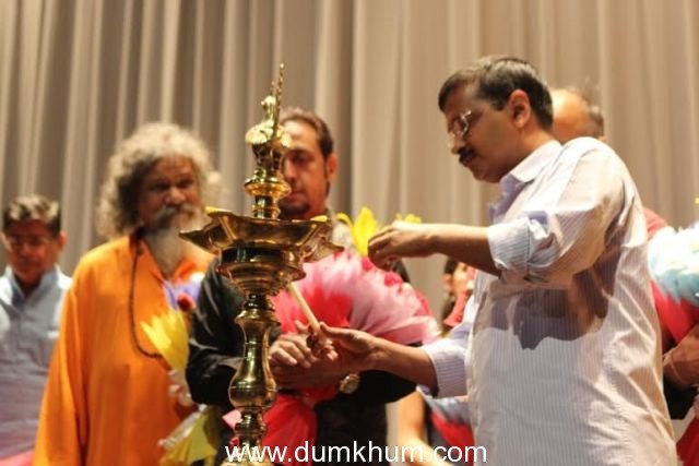 Delhi CM Arvind Kejriwal watches Kaun Kitney Paani Mein