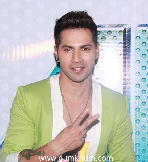 Varun Dhawan lends his support to  Fictitious Kings United Dance Group