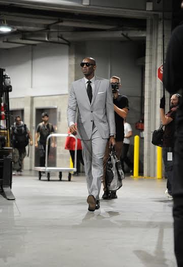 Los Angeles, CA- OCTOBER 28: Kobe Bryant #24 of the Los Angeles Lakers arrives before the game against the Houston Rockets on October 28, 2014 at the Staples Center in Los Angeles, California. NOTE TO USER: User expressly acknowledges and agrees that, by downloading and or using this Photograph, user is consenting to the terms and conditions of the Getty Images License Agreement. Mandatory Copyright Notice: Copyright 2014 NBAE (Photo by Bill Baptist/NBAE via Getty Images)