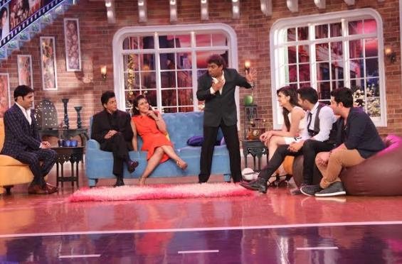 Team Dilwale on the sets of Comedy Nights With Kapil (15)