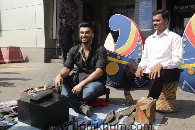 Arjun Kapoor turns shoe polisher for Mission Sapne