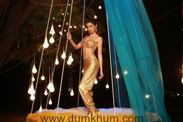 Divya Khosla Kumar in a dance song in her own film Sanam Re-2
