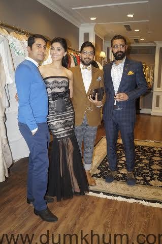 Pernia Qureshi launches Vineet Bahl's collection on Pernia’s Pop Up Shop-