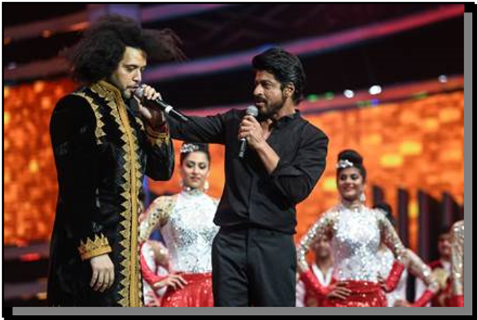 Shah Rukh Khan with singer Grini