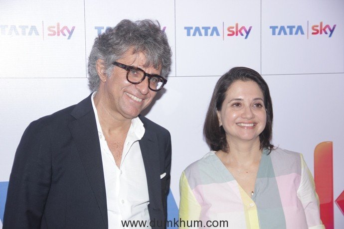 mr-paolo-agostinelli-chief-content-business-development-officer-tata-sky-and-ms-anupama-chopra-director-jio-mami-mumbai-film-festival-with-star-at-the-launch-of-tata-skys-new-movie-service_pi