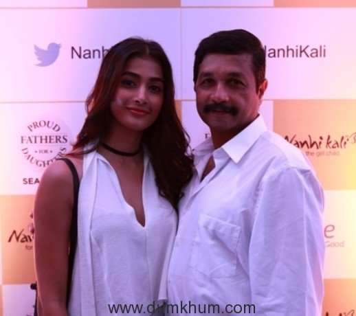 pooja-hegde_with_father