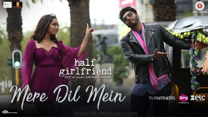 Shraddha & Arjun up their style quotient for Half Girlfriend’s new song, “Mere Dil Mein”