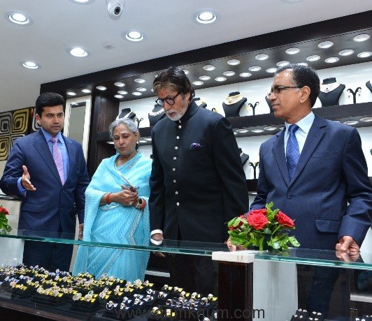Mr. Amitabh Bachchan, Mrs. Jaya Bachchan, Mr. T.S. Kalyanaraman, CMD, & Mr. Ramesh Kalyanaraman, ED at launch of Kalyan Jewellers’ 115th showroom in Bhopal