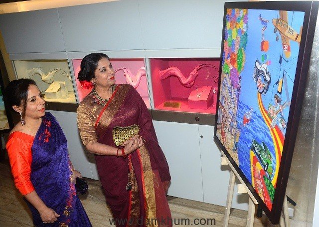 Shabana Azmi and artist Sangeeta Babani at ZOYA