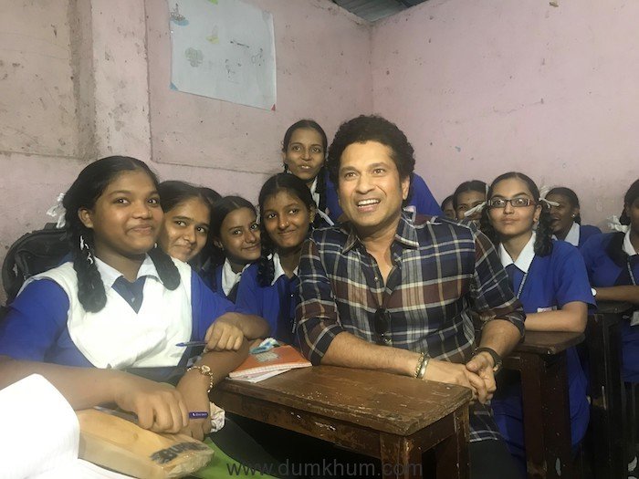 Sachin Tendulkar paid suprise visit to meet students of Guru Govind Singh school in Sewri Area Mumbai