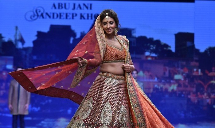Shweta Bachchan Nanda walked the ramp for Abu Jani & Sandeep Khosla at the 14th edition of Fevicol 'Caring with style' fashion how