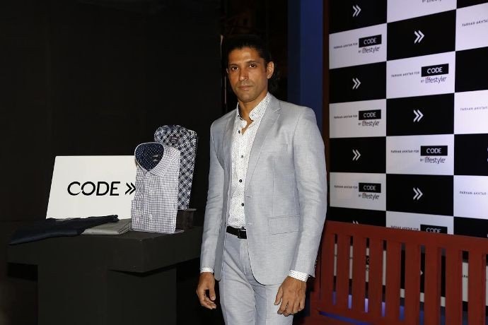 Farhan Akhtar Unveils Code by Lifestyle’s Spring Summer collection