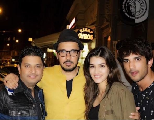 Bhushan Kumar joins the Raabta trio Dinesh Vijan, Sushant Singh Rajput & Kriti Sanon in Budapest !