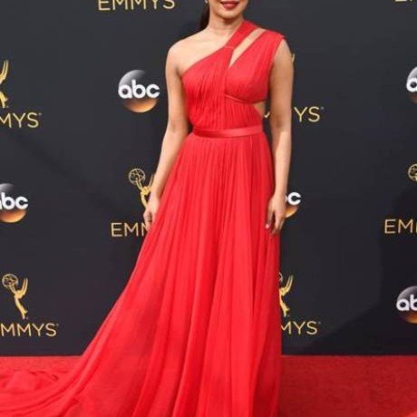 Priyanka Chopra looks stunning in scarlet at the Emmys!