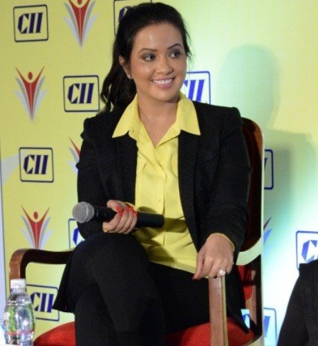 Don’t give up working, maintain your own identity:   Amruta Devendra Fadnavis