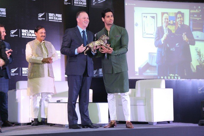 Sidharth Malhotra Welcomes the Prime Minister of New Zealand to India