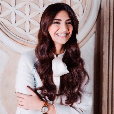 IWC SCHAFFHAUSEN  WELCOMES ACTRESS  SONAM KAPOOR AS BRAND AMBASSADOR FOR INDIA