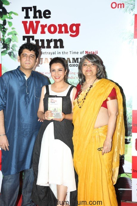 Sanjay Chora, Author, Tisca Chora and Namita Roy Ghose, Author of The Wrong Turn book