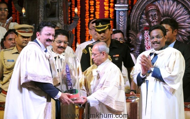 The President of India, Shri Pranab Mukherjee conferred Honorary D. Litt on Dr. MS Swaminathan -