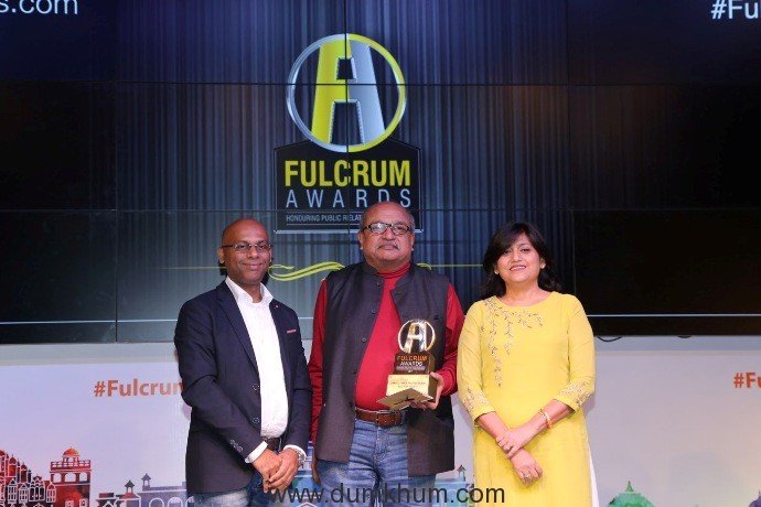 BNK receiving Fulcrom Award (1)