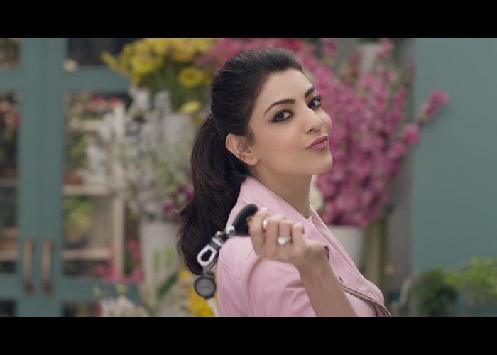 Kajal Aggarwal endorses Himalaya Kajal !!