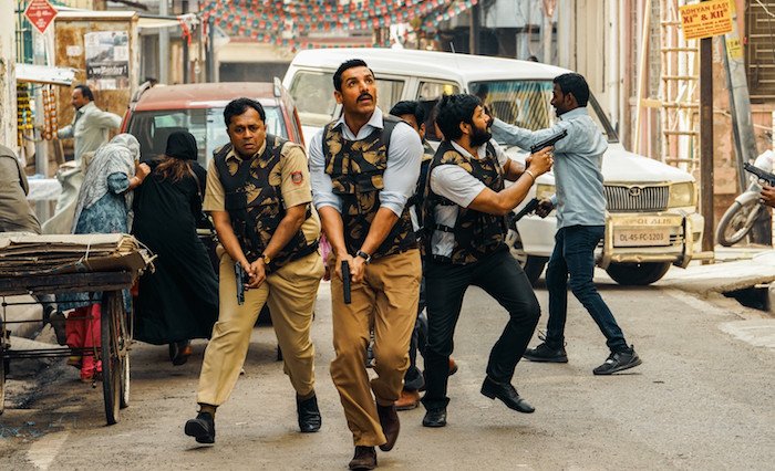 Nikkhil Advani shoots  in guerrilla style in Lucknow for Batla House