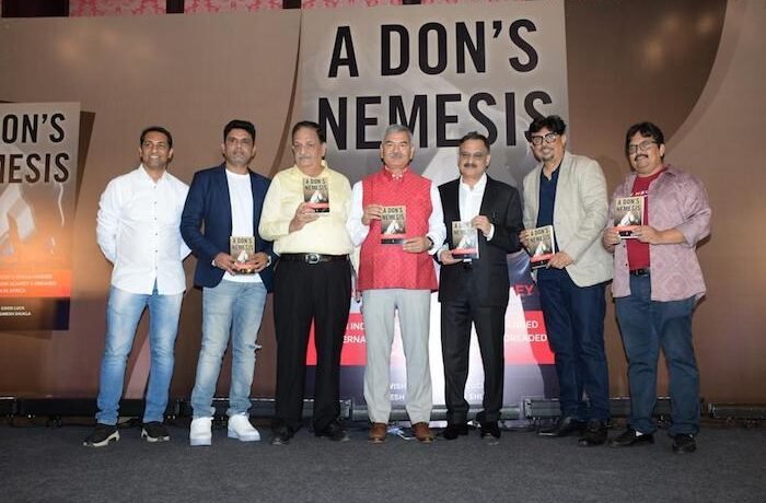 Commissioner of Police Vivek Phansalkar launches Dr. Amar Kumar Pandey’s book A Don’s Nemesis